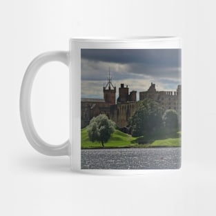 Linlithgow Palace ( in Outlander as Wentworth Prison) Mug